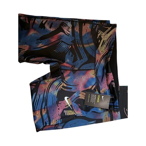 NWT Nike beautiful abstract colorful design capris sz M yoga activewear - Picture 6 of 8